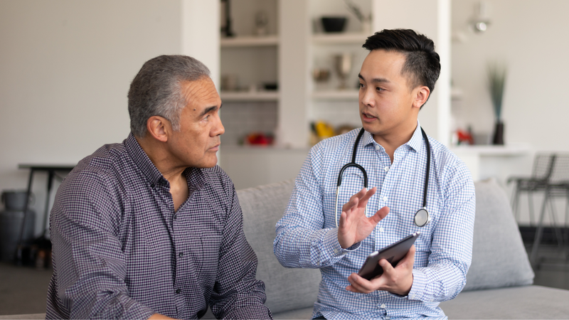 Cần đến gặp bác sĩ khi cơ thể xuất hiện dấu hiệu bất thường sau khi uống chè vằng