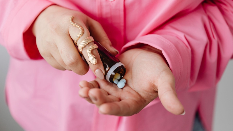 Nên uống thuốc trầm cảm trong bao lâu là băn khoăn của nhiều độc giả