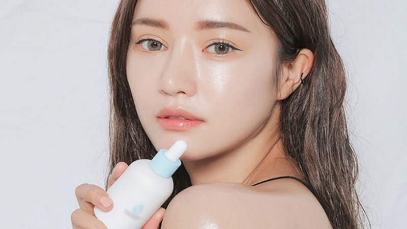 Nên xịt khoáng trước hay sau kem chống nắng 3