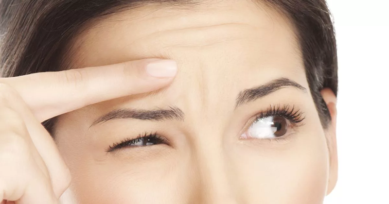 Nếp nhăn trên trán nói lên điều gì? Mẹo hạn chế nếp nhăn trên trán 2