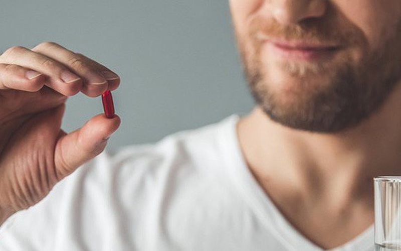 Nếu chồng uống kháng sinh có nên thụ thai không?