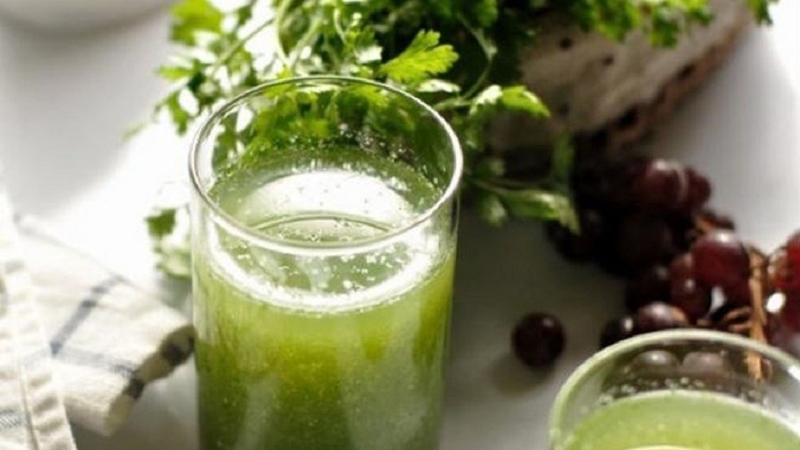 Chỉ bạn cách dùng ngải cứu chữa bệnh gai cột sống 2