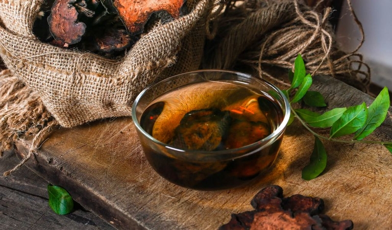 Ngâm rượu là gì? Các loại thảo dược ngâm rượu tốt cho sức khỏe 2