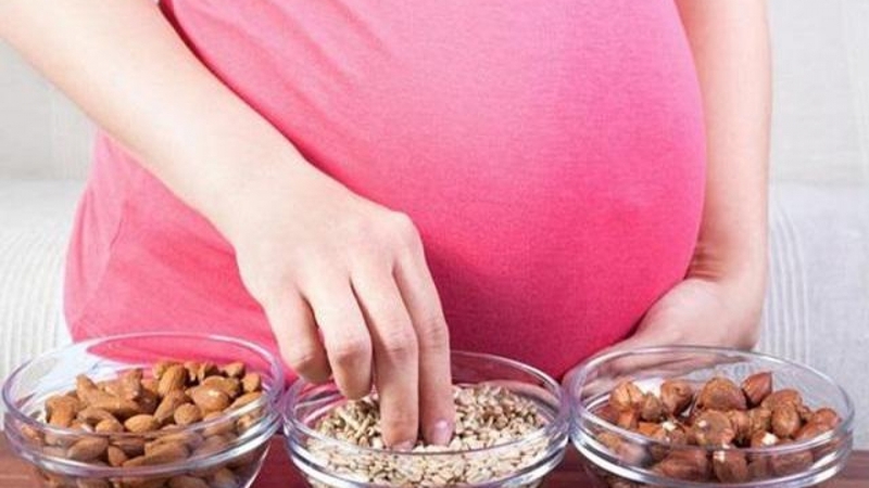 Ngày hè oi nóng, mẹ bầu nên ăn gì cho mát? 3