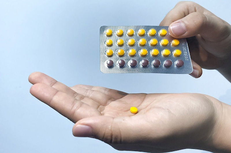 Uống thuốc tránh thai vào ngày rụng trứng gây ảnh hưởng sinh sản
