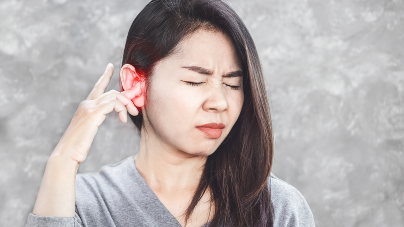 Nghe thấy tiếng ing ing trong tai là gì?