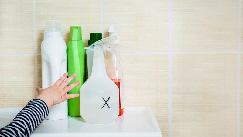 Ngộ độc cấp ở trẻ em: Dấu hiệu, nguyên nhân và cách xử lý khẩn cấp 5