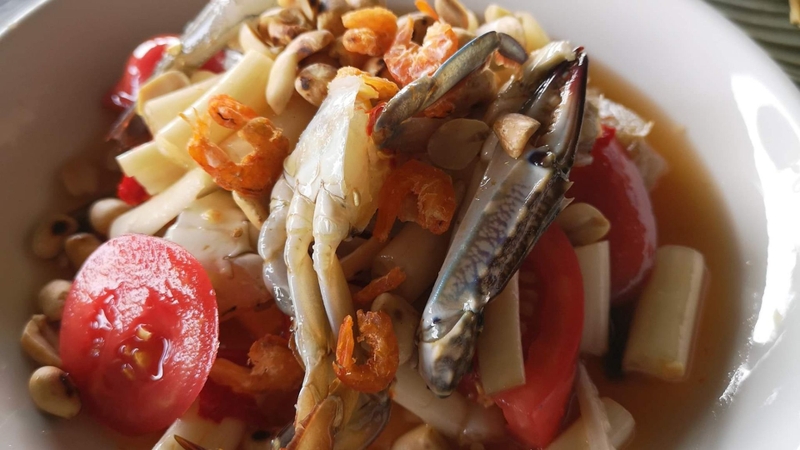 Ngó sen có thể kết hợp với nhiều loại thực phẩm khác nhau