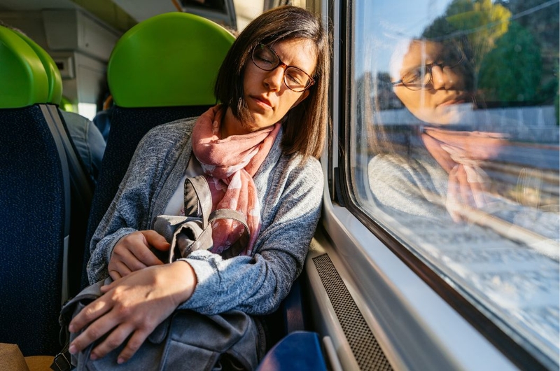 Ngủ ngồi có sao không? Giải pháp trong trường hợp cần ngủ ngồi 3