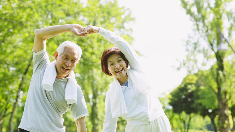 Thói quen sinh hoạt và thuốc đang sử dụng cũng có thể góp phần gây tiểu đêm