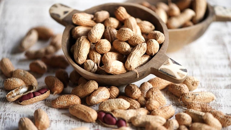 Người bệnh ung thư tuyến giáp có được ăn lạc không? 3