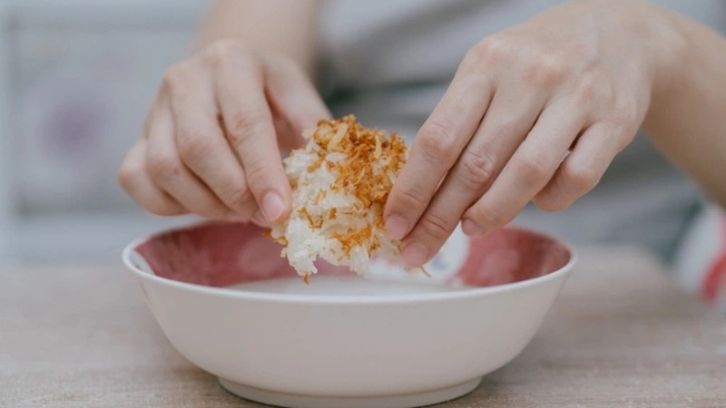 Người bị gãy xương ăn nếp được không? 4