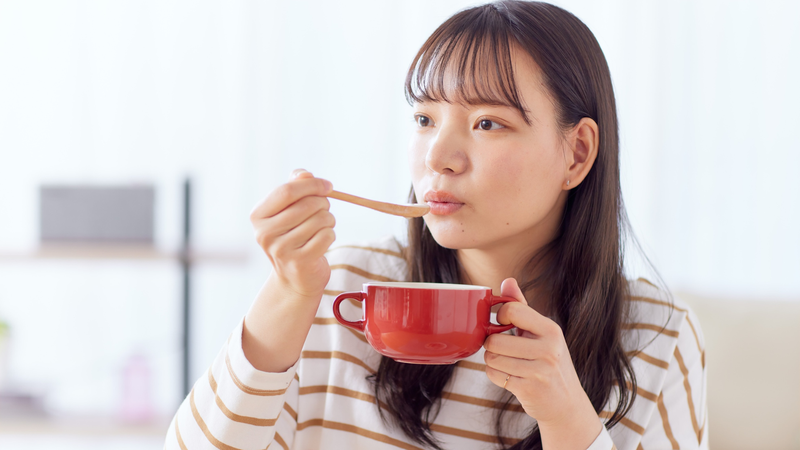 Người bị ho nên ưu tiên những thực phẩm mềm, dễ tiêu hóa