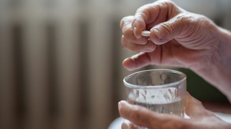 Mất ngủ có nên uống thuốc an thần không? Đây là câu hỏi nhiều người quan tâm