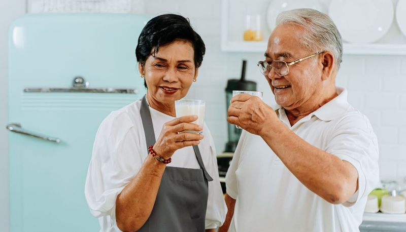 Người bị mỡ máu có nên uống sữa Ensure không 2