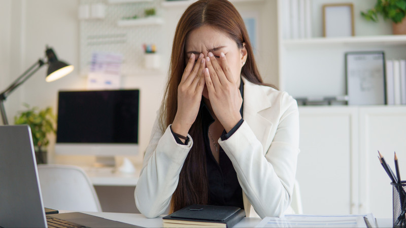 Căng thẳng lo âu có thể khiến mạch cổ đập nhanh