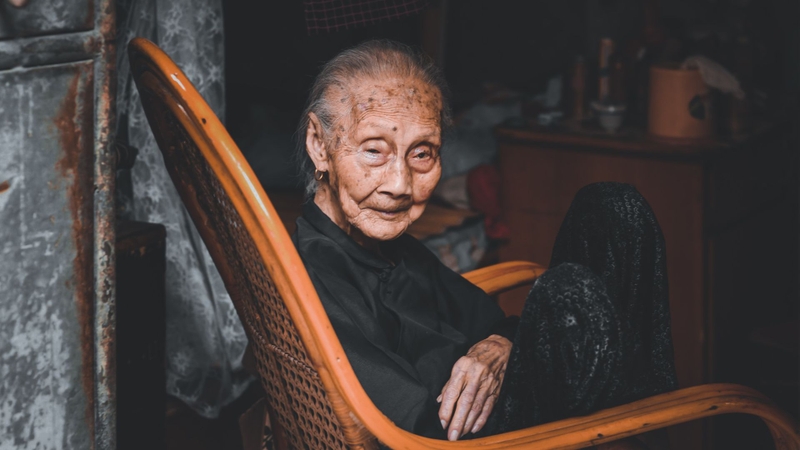 nguoi-dot-quy-de-suy-sup-neu-tu-co-lap-ban-than 1.jpg