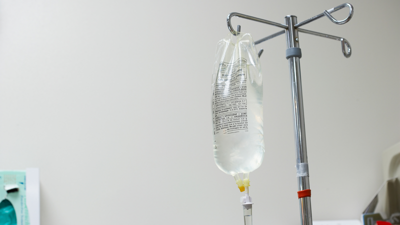 Người gầy có nên truyền nước biển không là thắc mắc phổ biến