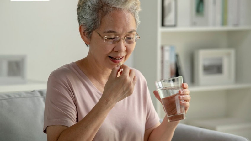 Người già nên ăn hoa quả gì cùng những lưu ý khi bổ sung 3