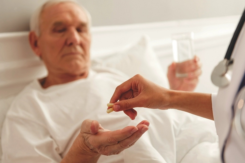 Người già uống canxi bao lâu thì ngưng? Thừa canxi có tác hại gì? 1