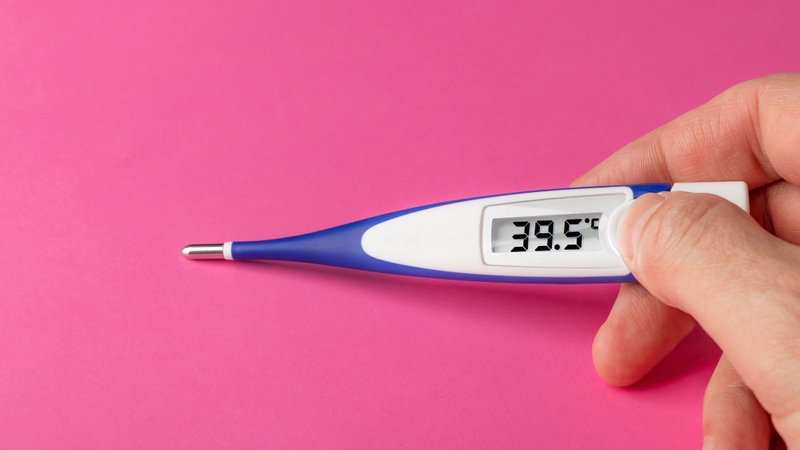 Người lớn sốt 39 độ có tắm được không? Những điều cần lưu ý 2