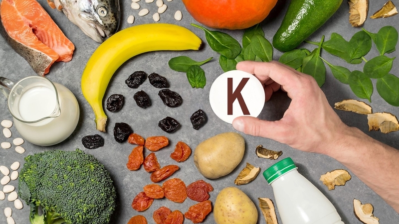 Người mắc viêm cầu thận nên và không nên ăn gì?