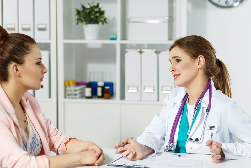 Người trẻ nhìn khỏe mạnh vẫn bị loãng xương, làm sao để phòng ngừa? 1