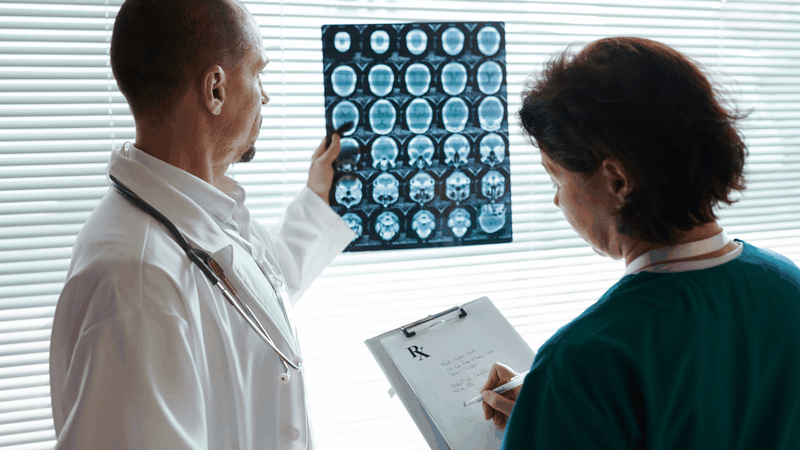 Đột quỵ thầm lặng chỉ có thể phát hiện thông qua chụp MRI hoặc CT não bởi bệnh không có dấu hiệu dễ nhận biết nào