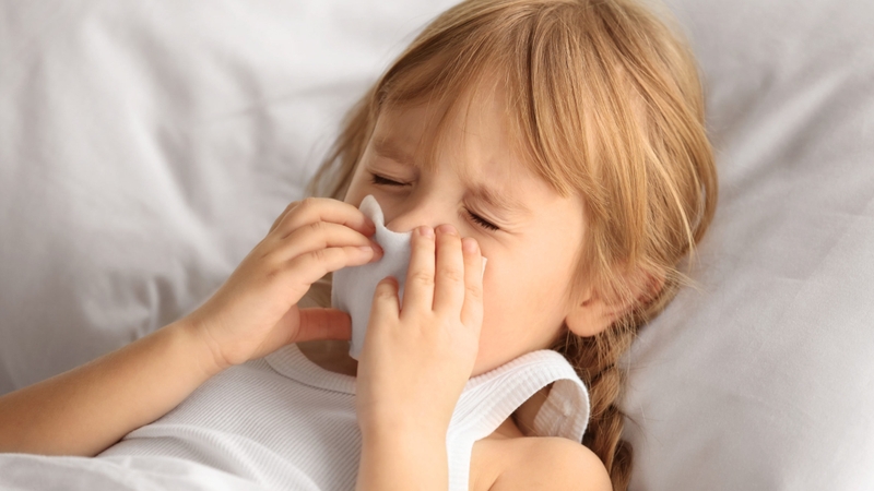 Nguyên nhân bị sổ mũi kéo dài là gì? Có cần đi khám không? 1