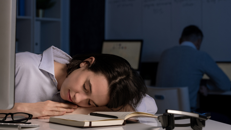 Không ngủ trưa được dễ rơi vào trạng thái mệt mỏi, suy nhược