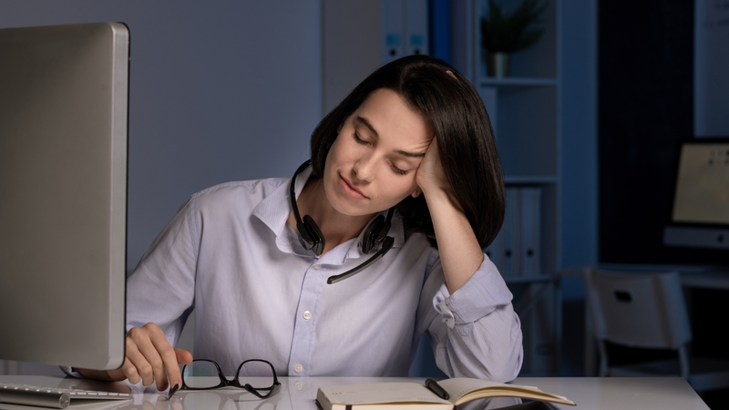 Người thường xuyên căng thẳng, stress dễ bị mất ngủ trưa