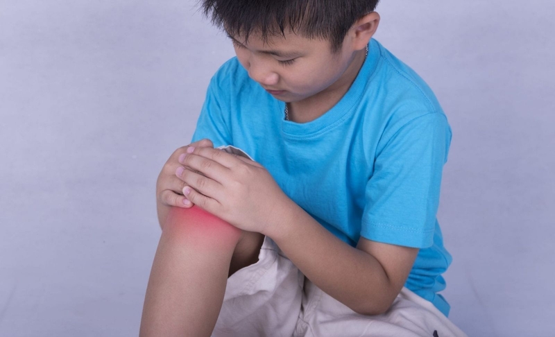 Nguyên nhân đau đầu gối ở trẻ em và cách xử trí1
