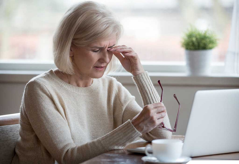 Nguyên nhân gây khô mắt ở người già và cách phòng tránh