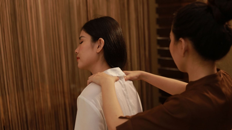 Nguyên nhân khiến bạn ngủ dậy bị đau cổ và cách xử lý hiệu quả không phải ai cũng biết 2