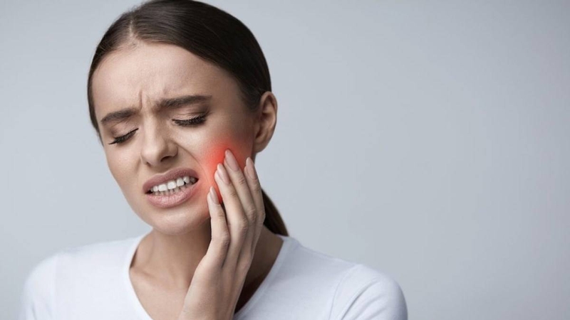 Nguyên nhân khiến răng bị lủng lỗ? Hướng dẫn cách trị răng bị lủng lỗ tại nhà 2