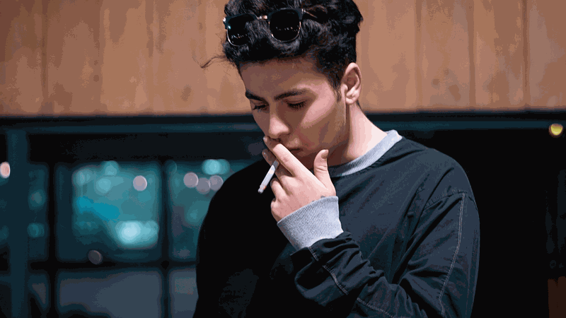 Thói quen hút thuốc lá cần được loại bỏ nếu không muốn đây là nguyên nhân gây ra bệnh máu nhiễm mỡ