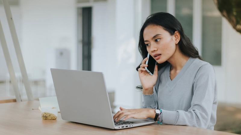 Nguyên nhân mụn mọc quanh miệng và cằm do đâu? 2