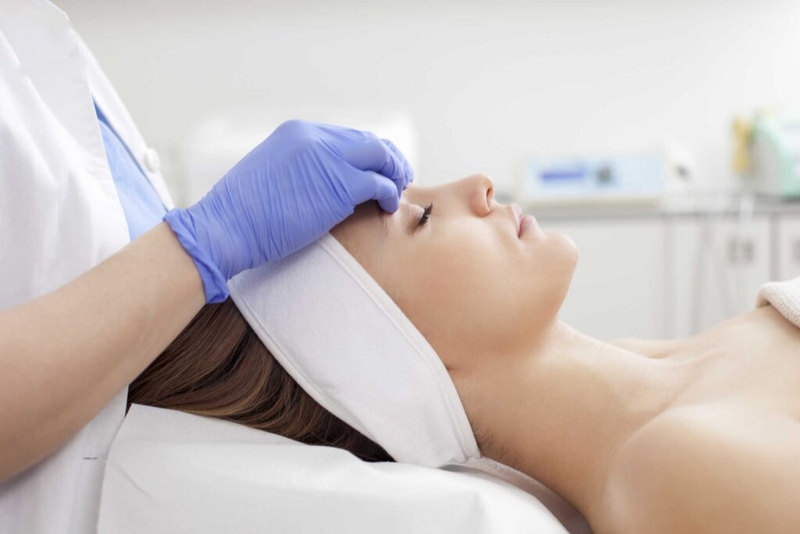 nguyen-nhan-trieu-chung-va-cach-dieu-tri-sui-mao-ga-o-mat 3.jpg