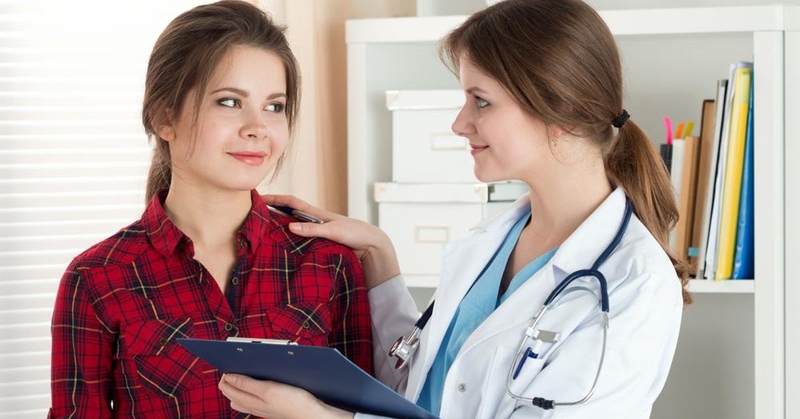 Nguyên nhân và cách điều trị chứng rậm lông ở phụ nữ