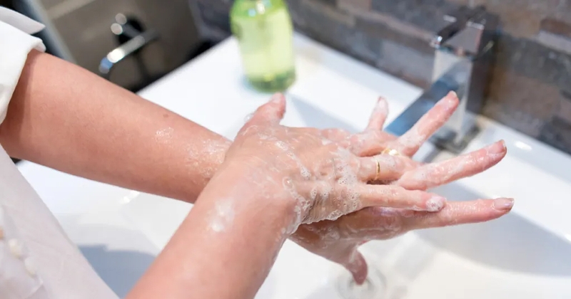 Nguyên nhân và cách điều trị đi ngoài phân sống hiệu quả 3