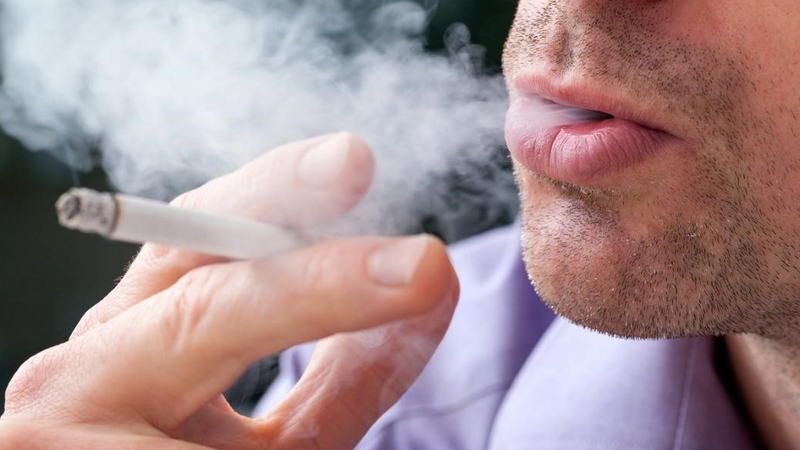 Nguyên nhân và cách khắc phục hôi miệng chảy máu chân răng 1