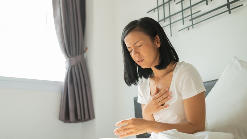 Nguyên nhân và triệu chứng ngủ dậy bị khó thở 2