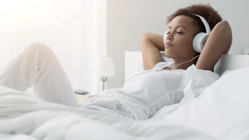 Nhạc dễ ngủ: Bí quyết ngủ ngon tự nhiên không cần thuốc 1