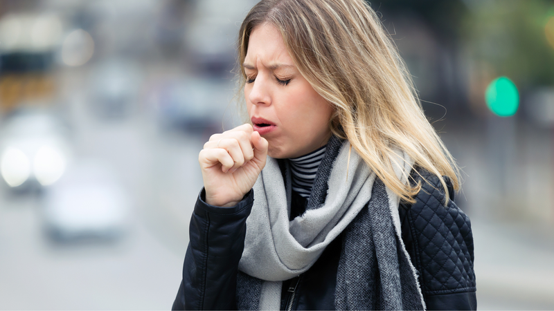 Tình trạng ho kéo dài là dấu hiệu ung thư phổi