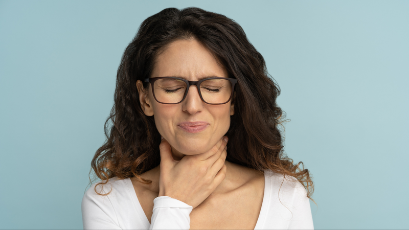 Ung thư phổi cũng gây ra sự thay đổi ở giọng nói người bệnh