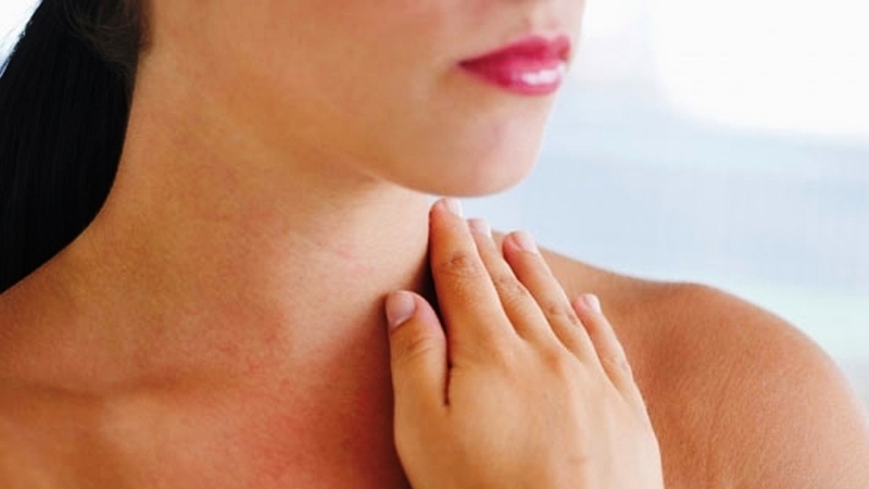 Nhận biết sớm các triệu chứng bướu cổ ác tính 1