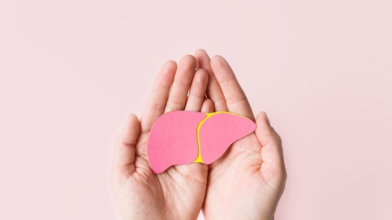 nhan-biet-som-dau-hieu-benh-gan-o-tre-em-de-dieu-tri-kip-thoi 4