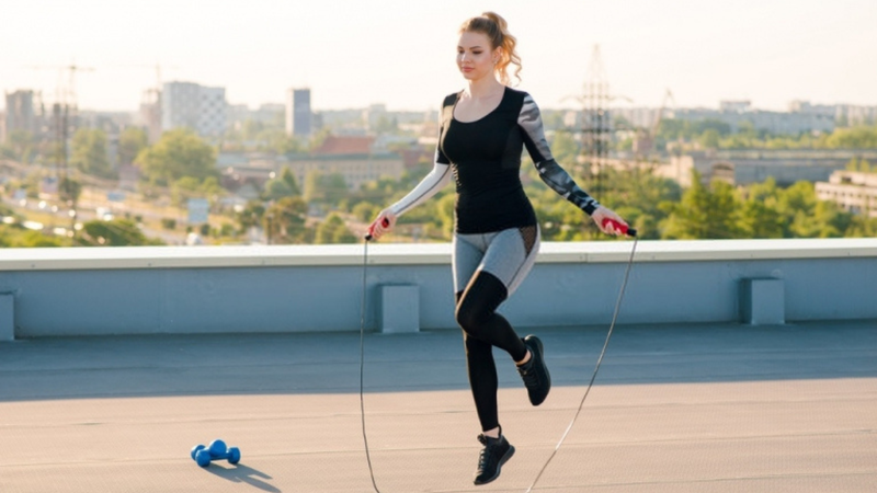 Nhảy dây có giúp giảm mỡ bụng không? 7 cách nhảy dây giảm mỡ bụng hiệu quả 1