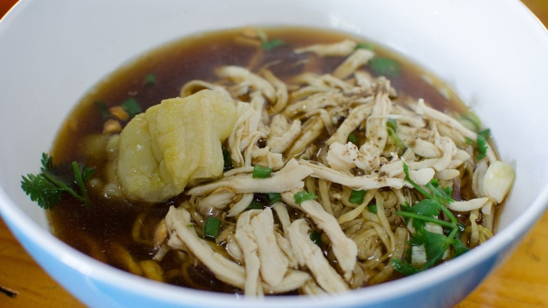Ưu tiên thức ăn mềm, dễ nhai trong những ngày đầu sau nhổ răng