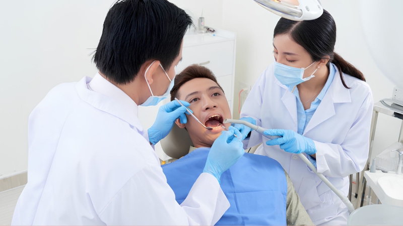 Kinh nghiệm nha sĩ giúp nhổ răng khôn an toàn, hiệu quả